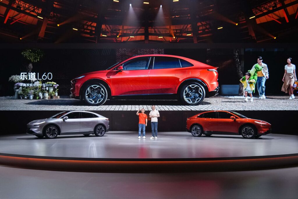 Photo of Alan Ai (left) and William Li at the unveiling of the Onvo L60 in May 2024.